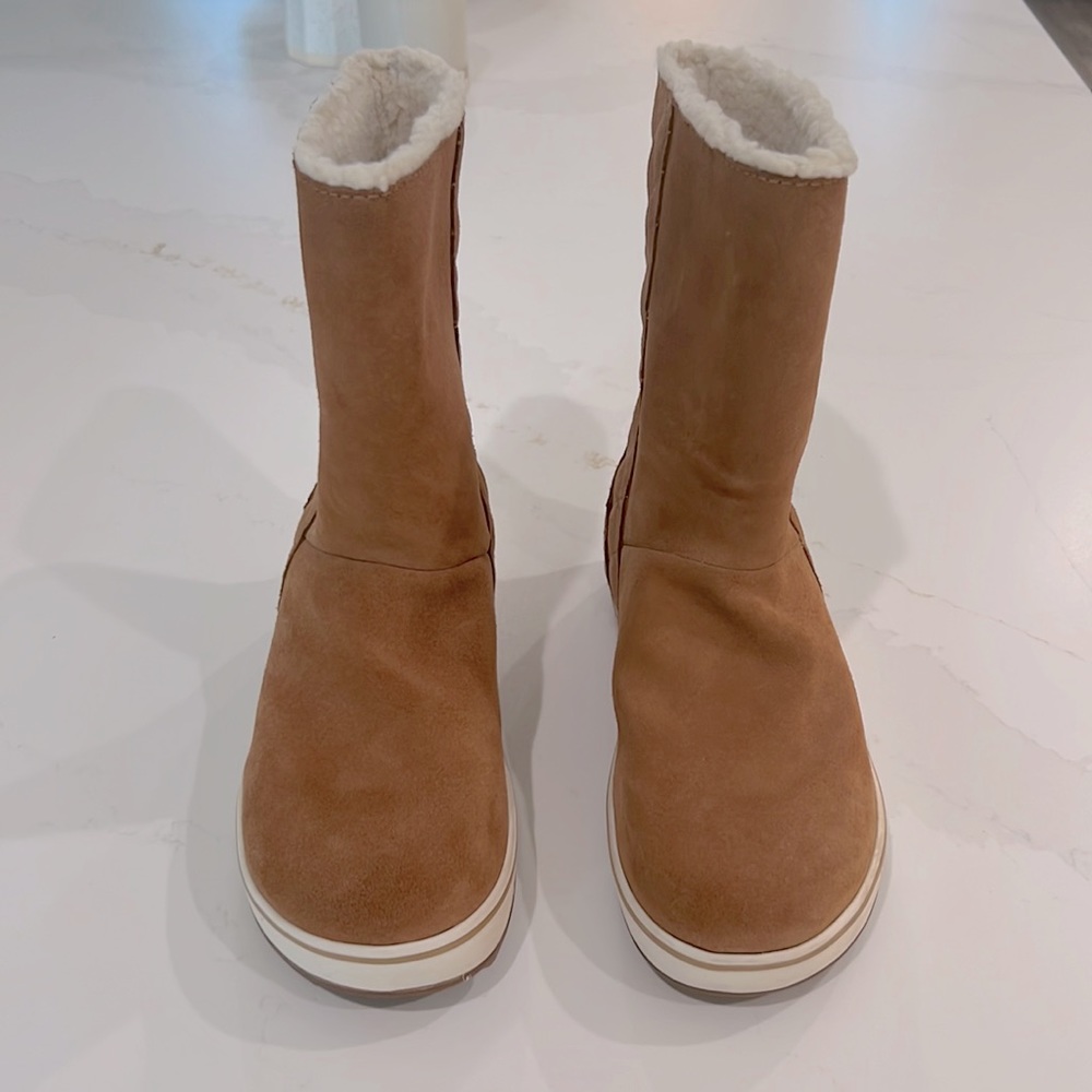Sorel women’s Glacy boot